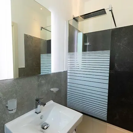 Millstone House Гостевой дом 4*